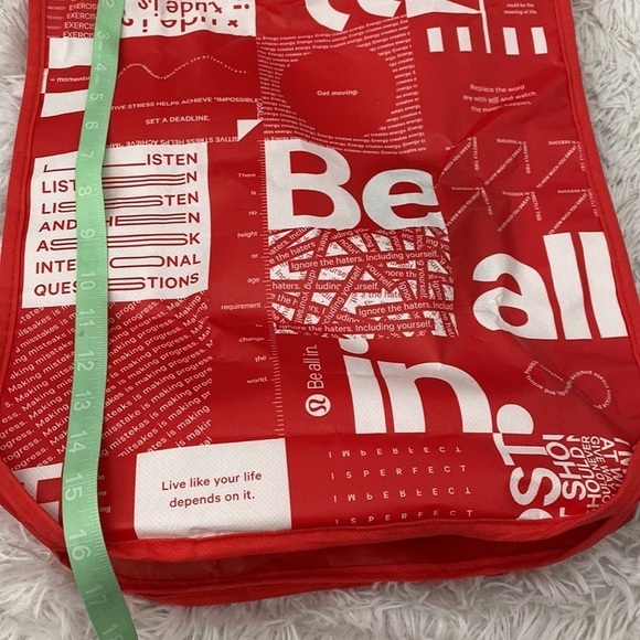 Lululemon red & white small bag bundle - Picture 4 of 6